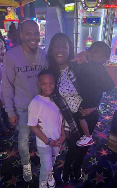 Diamond Quarles with her family